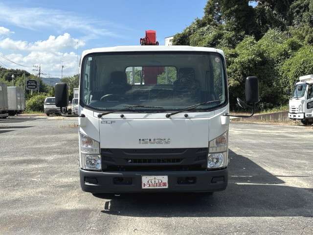 Isuzu Elf 3