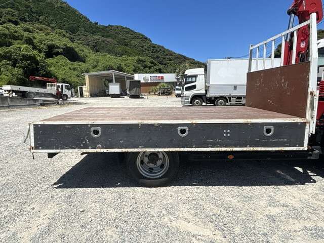 Isuzu Elf 11