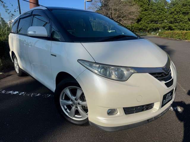 Toyota Estima Hybrid 5