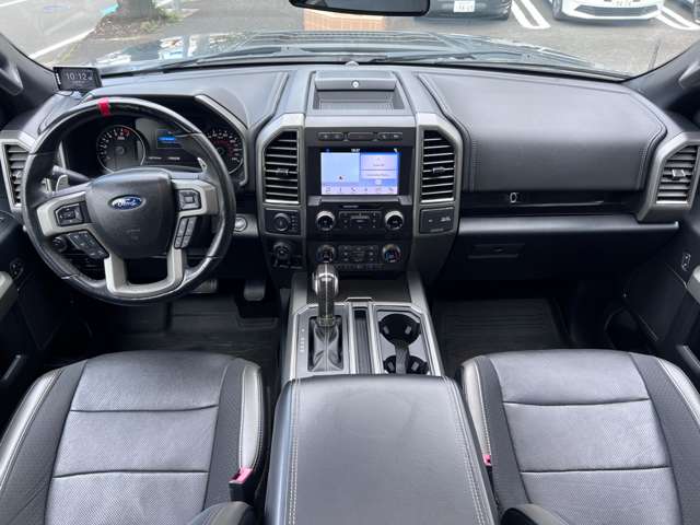 Ford F-150 8