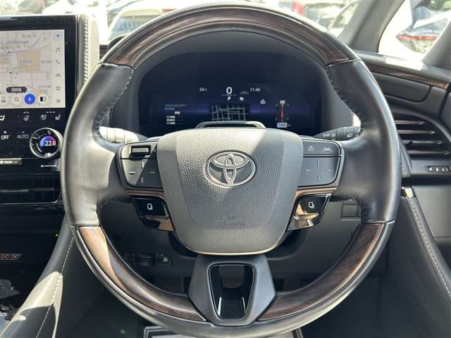 Toyota Alphard 12