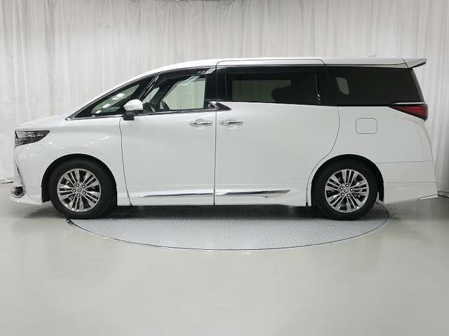 Toyota Alphard 2