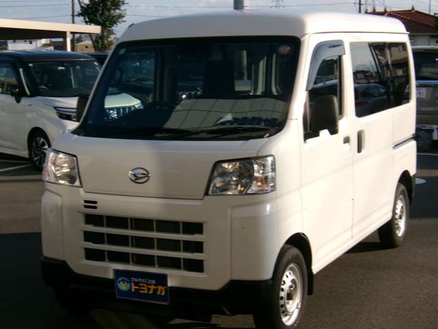 Daihatsu Hijet Cargo 3