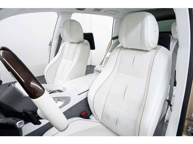 Mercedes-Benz GLS 7