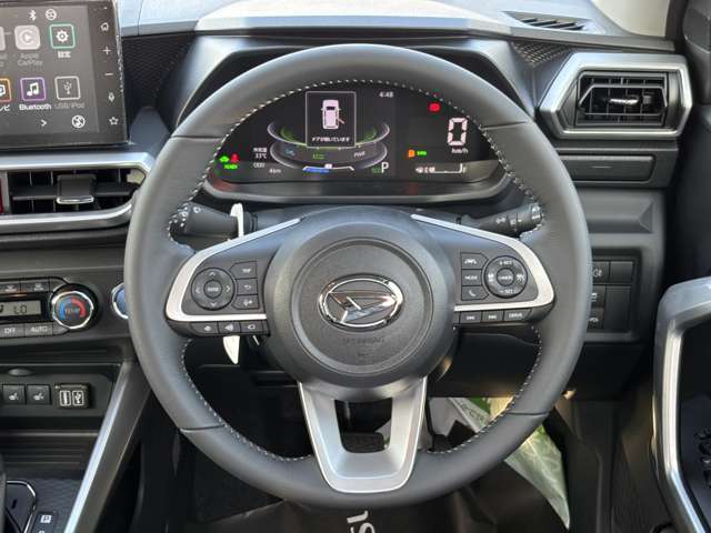 Daihatsu Rocky 12