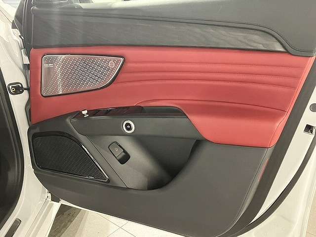 Maserati Grecale 12