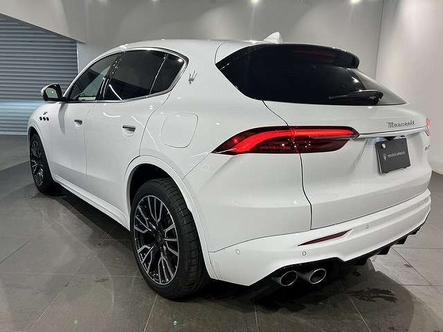 Maserati Grecale 5