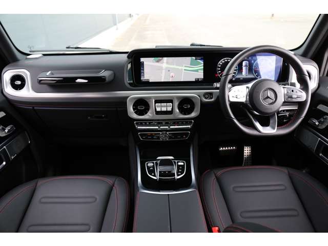 Mercedes-Benz G-Class 10