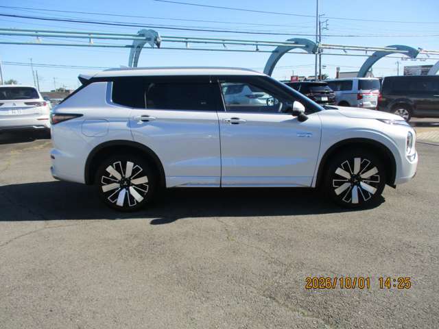 Mitsubishi Outlander 10