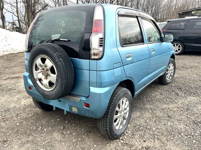 Daihatsu Terios Kid 11