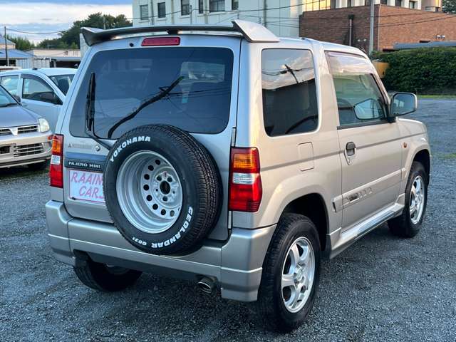 Mitsubishi Pajero Mini 5