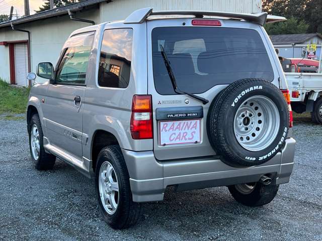 Mitsubishi Pajero Mini 6