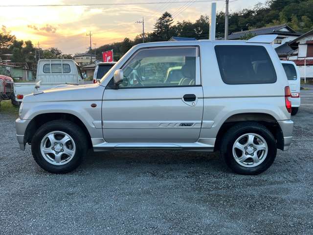 Mitsubishi Pajero Mini 7