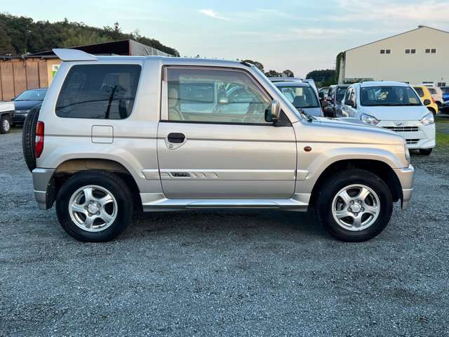 Mitsubishi Pajero Mini 8