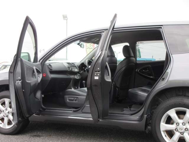 Toyota Vanguard 12