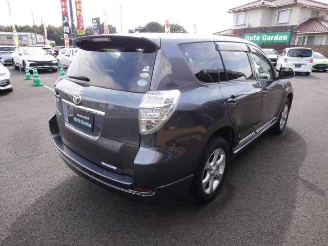 Toyota Vanguard 6