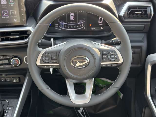 Daihatsu Rocky 7
