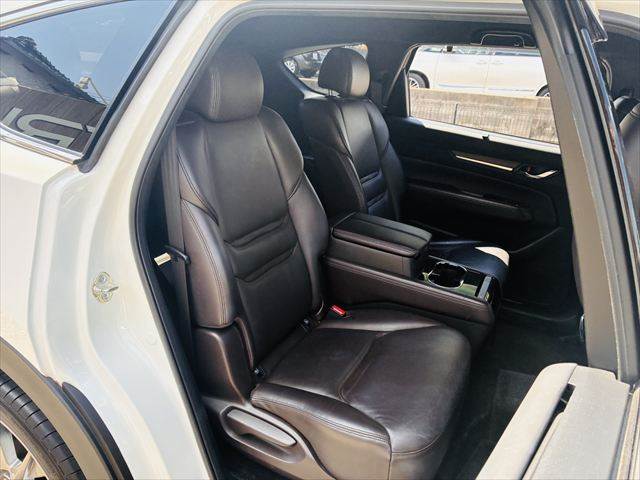 Mazda CX-8 11