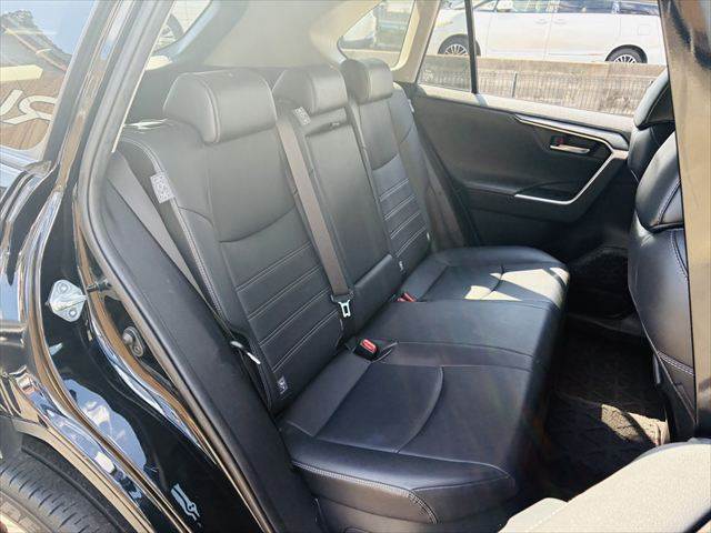 Toyota RAV4 9