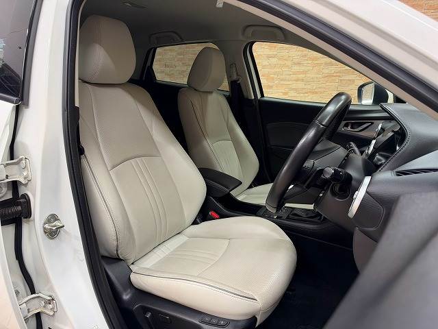 Mazda CX-3 11