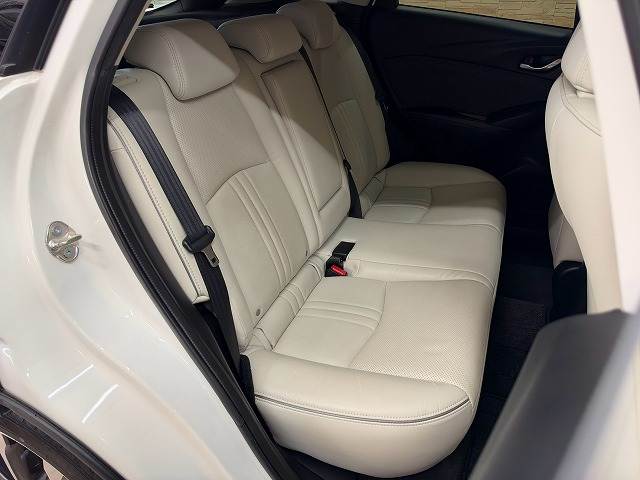 Mazda CX-3 12