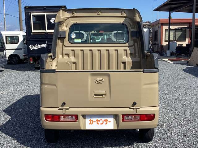 Daihatsu Hijet Deck Van 12