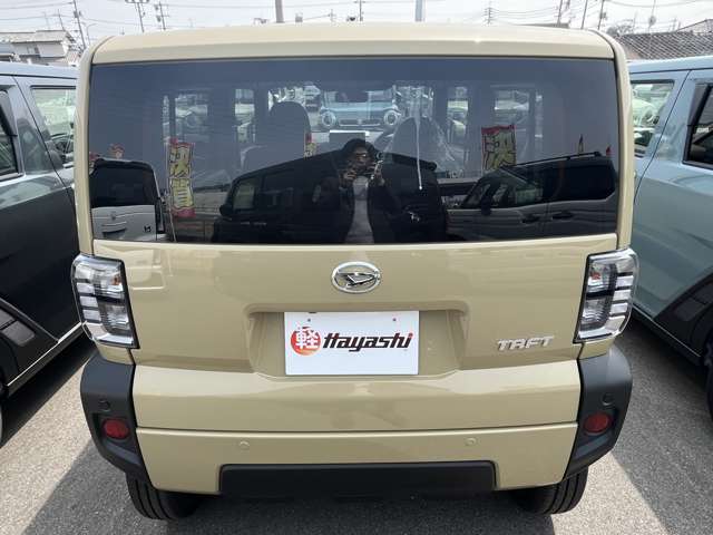 Daihatsu Taft 12