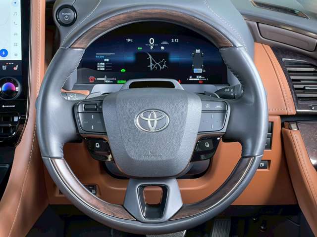 Toyota Vellfire 9