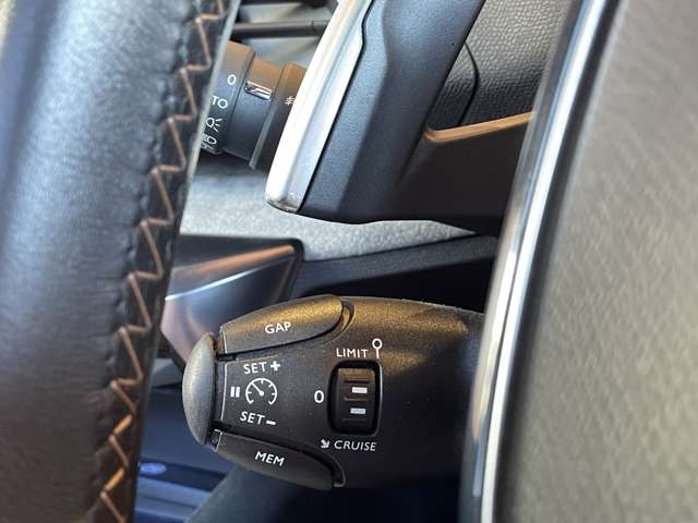 Peugeot 5008 12