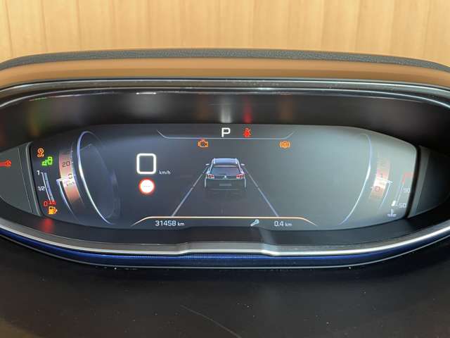 Peugeot 5008 8