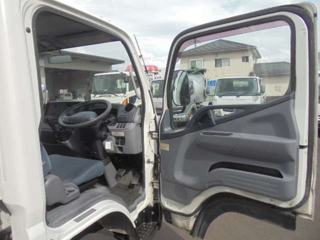 Mitsubishi Fuso Canter 8