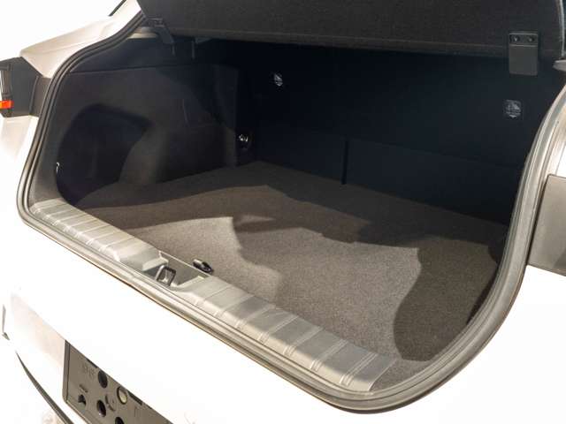 Lexus LBX 6