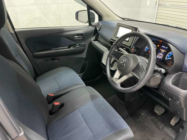 Mitsubishi eK X 12