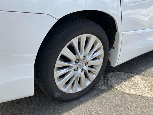 Toyota Vellfire 11