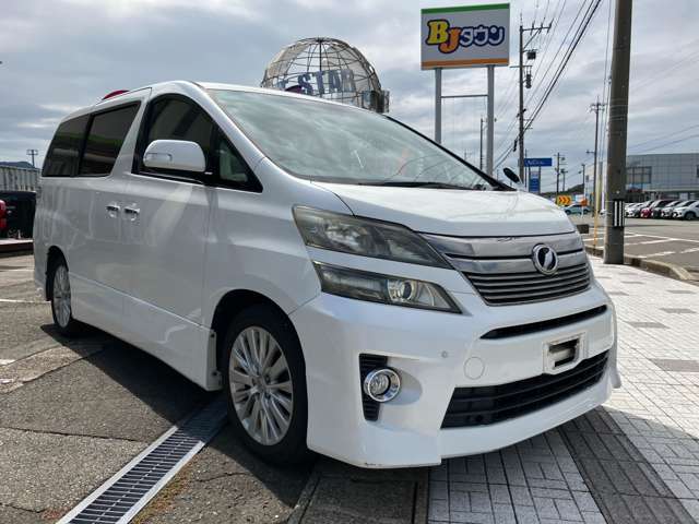 Toyota Vellfire 6
