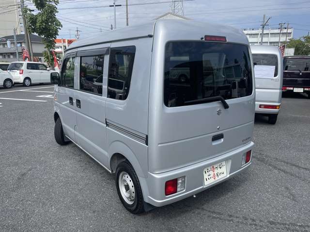 Suzuki Every 8