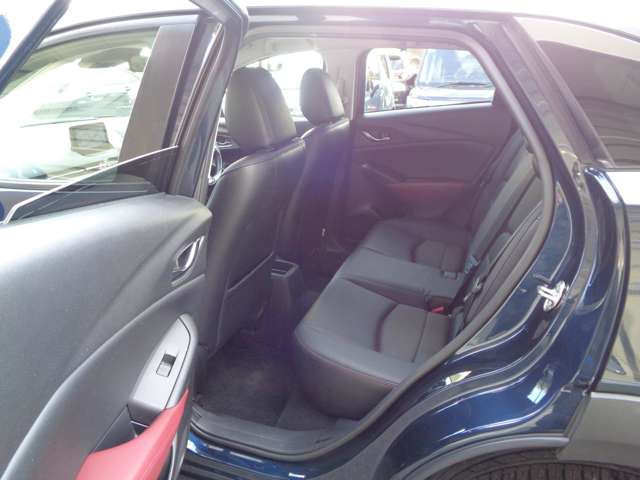 Mazda CX-3 11