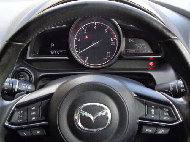 Mazda CX-3 12