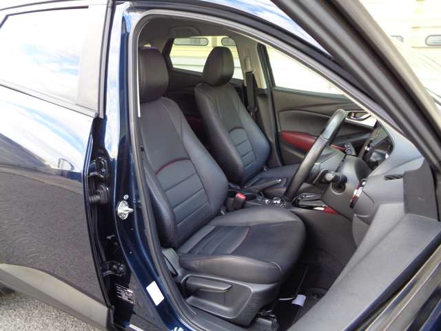 Mazda CX-3 4