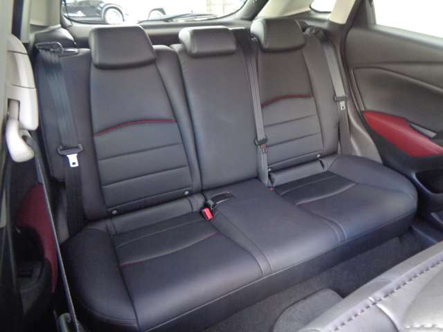 Mazda CX-3 6