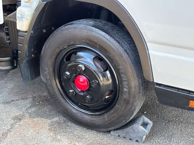 Mitsubishi Fuso Canter 11