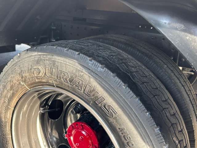 Mitsubishi Fuso Canter 12