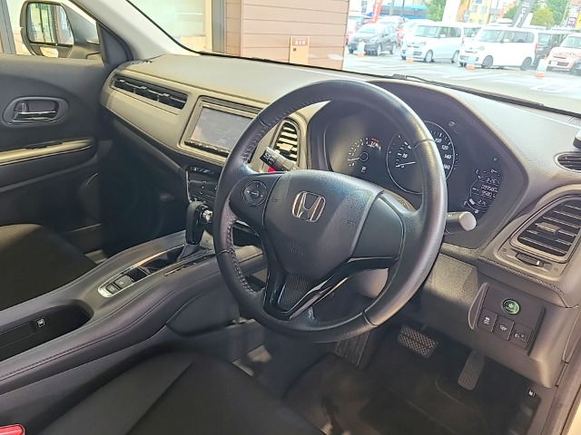 Honda Vezel 4