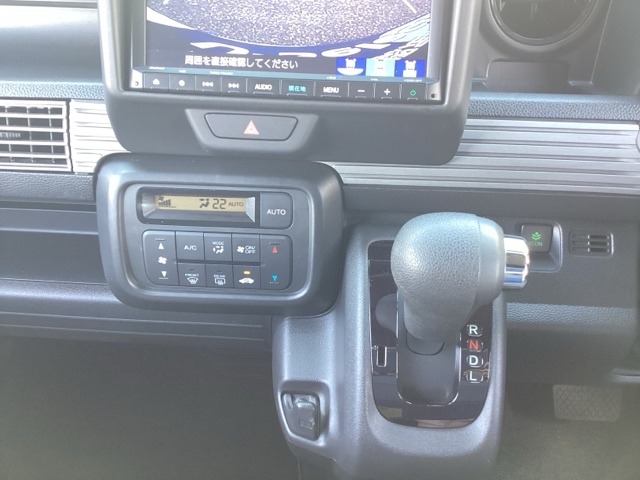 Honda N-VAN 11