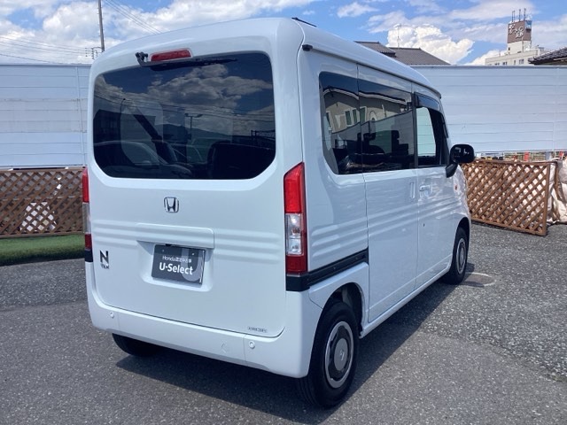 Honda N-VAN 9