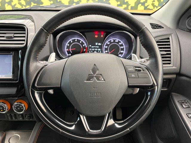 Mitsubishi RVR 11