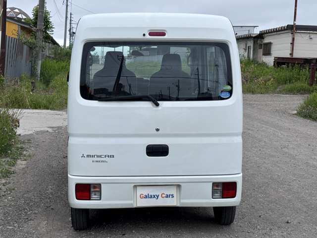 Mitsubishi Minicab Van 6