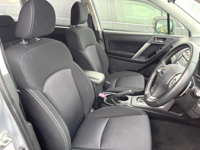 Subaru Forester 8