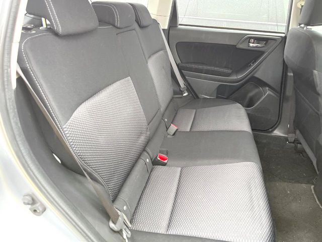 Subaru Forester 9