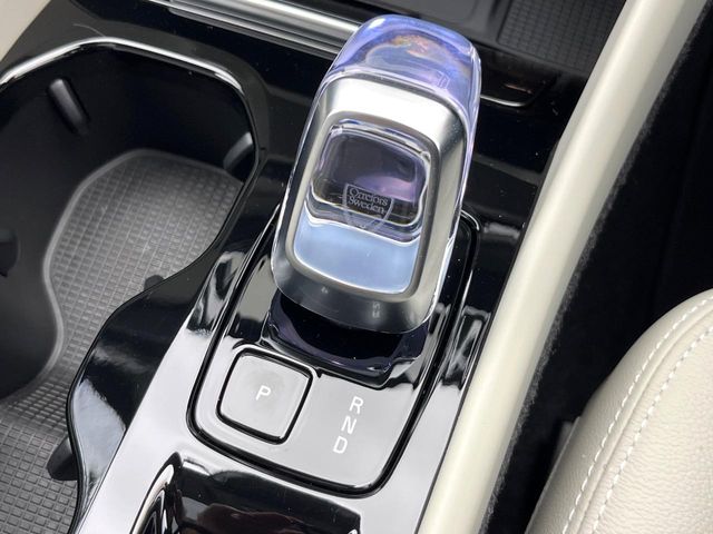 Volvo XC40 12